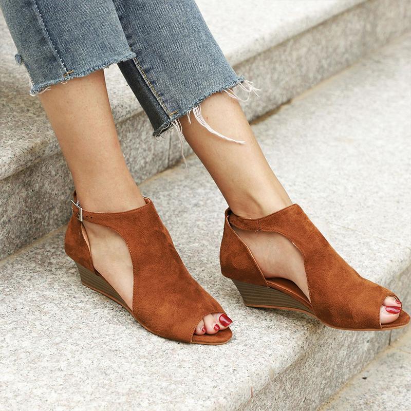 Peep Toe Chic Sandals